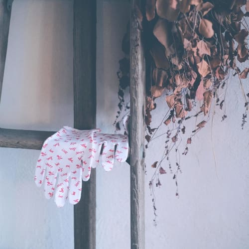 Moisture Glove LOVE [moisuture jamzz] Made in the USA Hand Care (S)