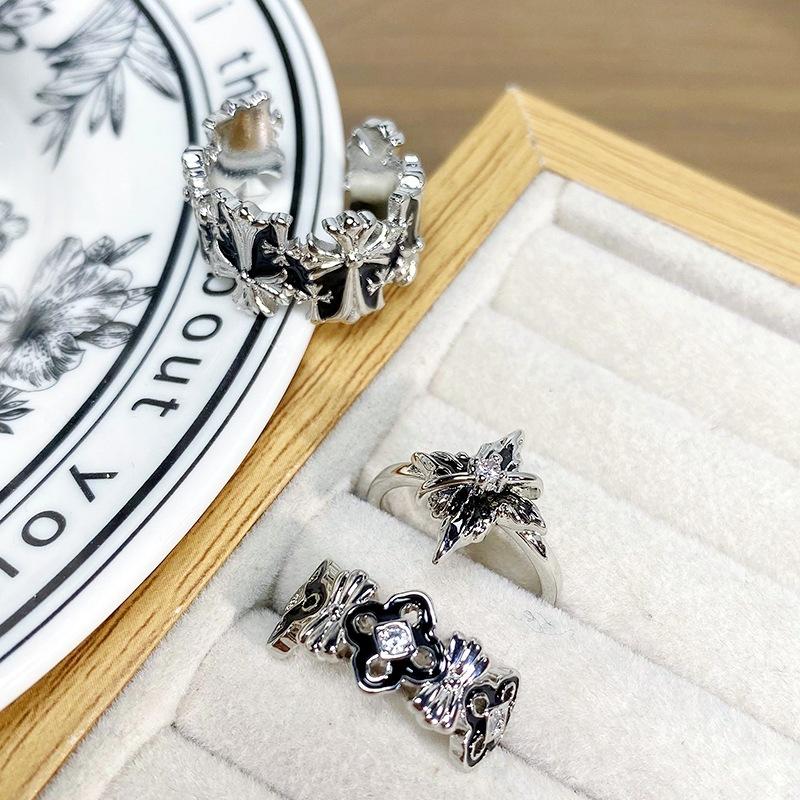 Dark Personality Four-Star Four-Leaf Clover Enamel Drip Ring Irregular Fold Personality Advanced Sense Stacked Ring