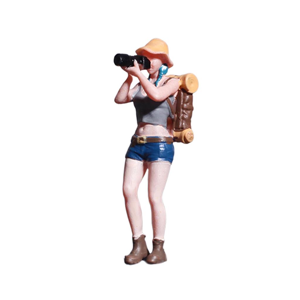 1/64 People Figure Resin Mini Architectural Figurine for Micro Landscape