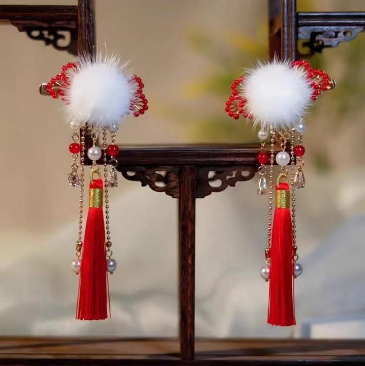 Children's Festive Hanfu Hair Clips: Cute Pom-poms & Tassels