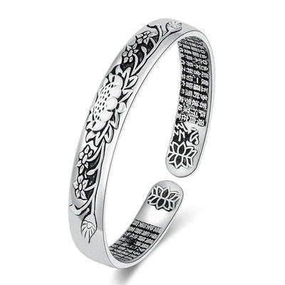 Bracelet rétro en argent thaïlandais noir mat avec feuille de lotus, bracelet plaqué argent pour femme avec le cœur zen et le sutra de l'amour