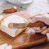 Stainless Steel Butter Cutter Cheese Jam Spreaders Wipe Cream Cutter Utensil Multifunction BreadKnife Vertical Wooden Handle