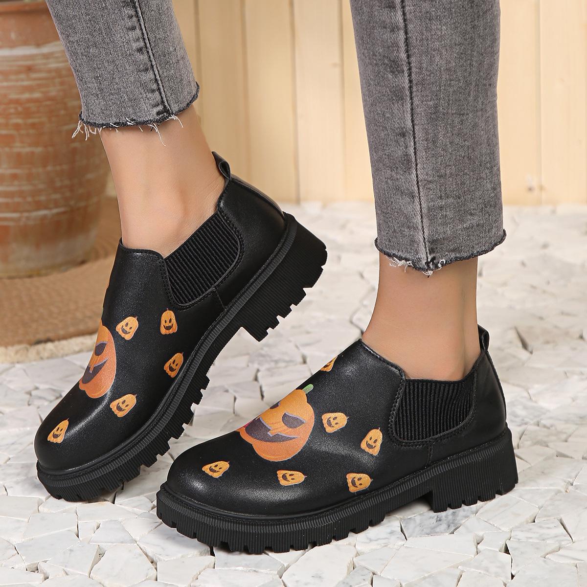 Европейские и американские рождественские одинарные туфли женские 2024 новые низкие принтованные удобные одинарные туфли женские вулканизированные туфли 35 чёрный 3347₽