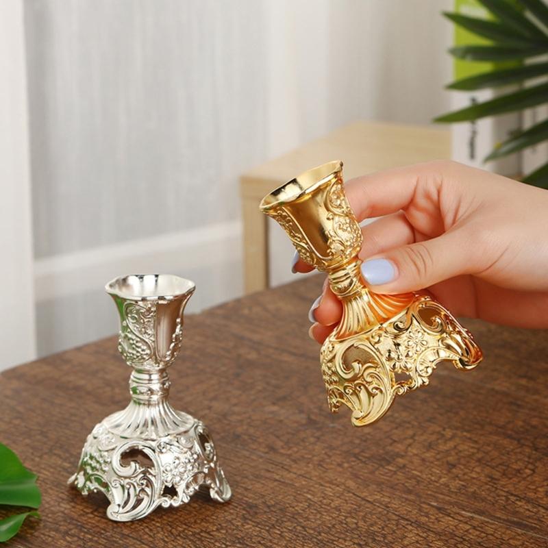 European Carving Tea Light Holders Practical Zinc Alloy Candlestick Holders For Decorative Display