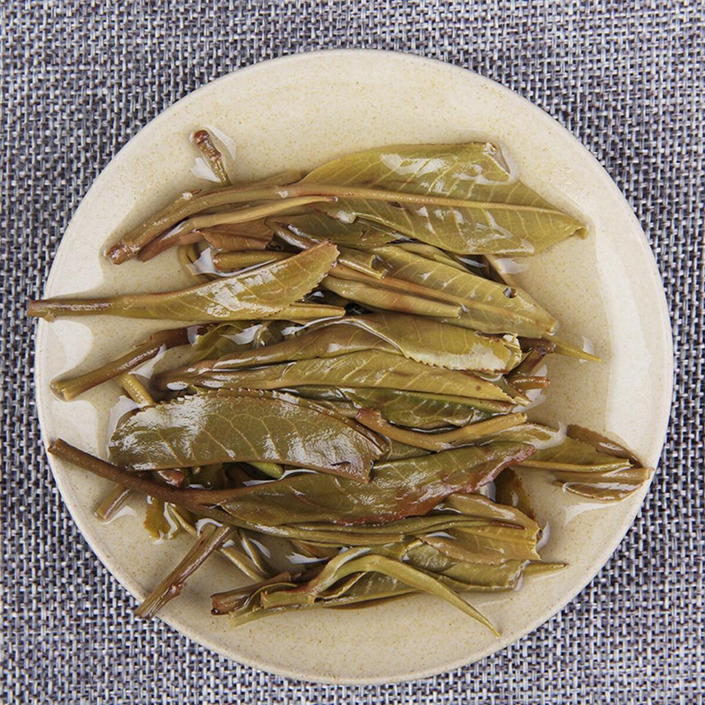 Select Yunnan Bingdao Raw Pu erh Green Tea Cake Natural Spring 357g Health Food