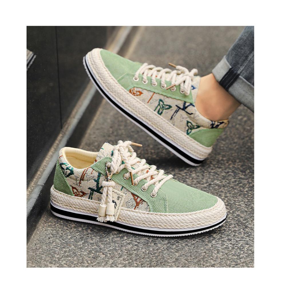 Men's Shoes, Fashion Breathable National Style Corduroy Casual Loafers One Foot Stirrup Men's Board Shoes Cloth Shoes