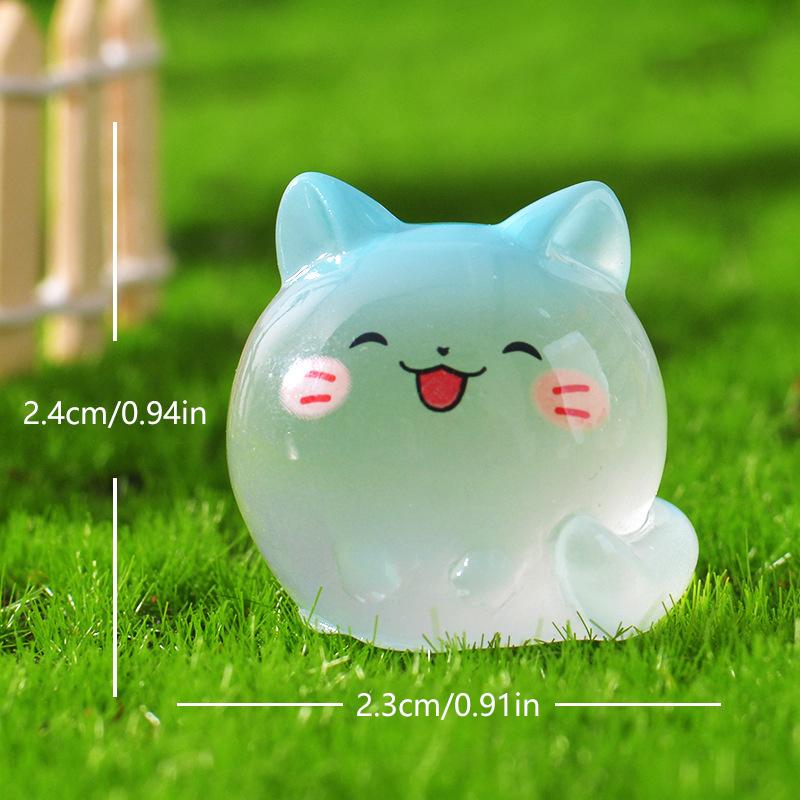 3Pcs/Bag Luminous Mini Cat Micro Landscape Desktop Ornaments Glow At Night Animal Figurines Home Car Decorations Diy Accessories