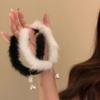 Snowflake Pearls Necklace Feather Accented Comfort Fit Fashion Clavicle Chain Collar Accessory for Women