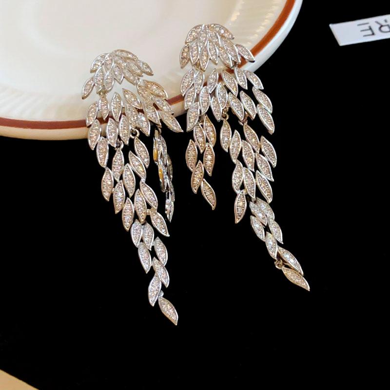 Silver needle zircon leaf fringed earrings fashion light luxury long earrings temperament new French earrings women