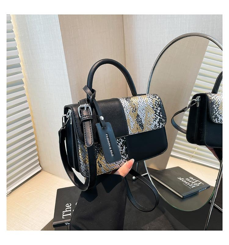 

Niche bag women s new summer versatile shoulder messenger bag splicing portable small square bag чорний