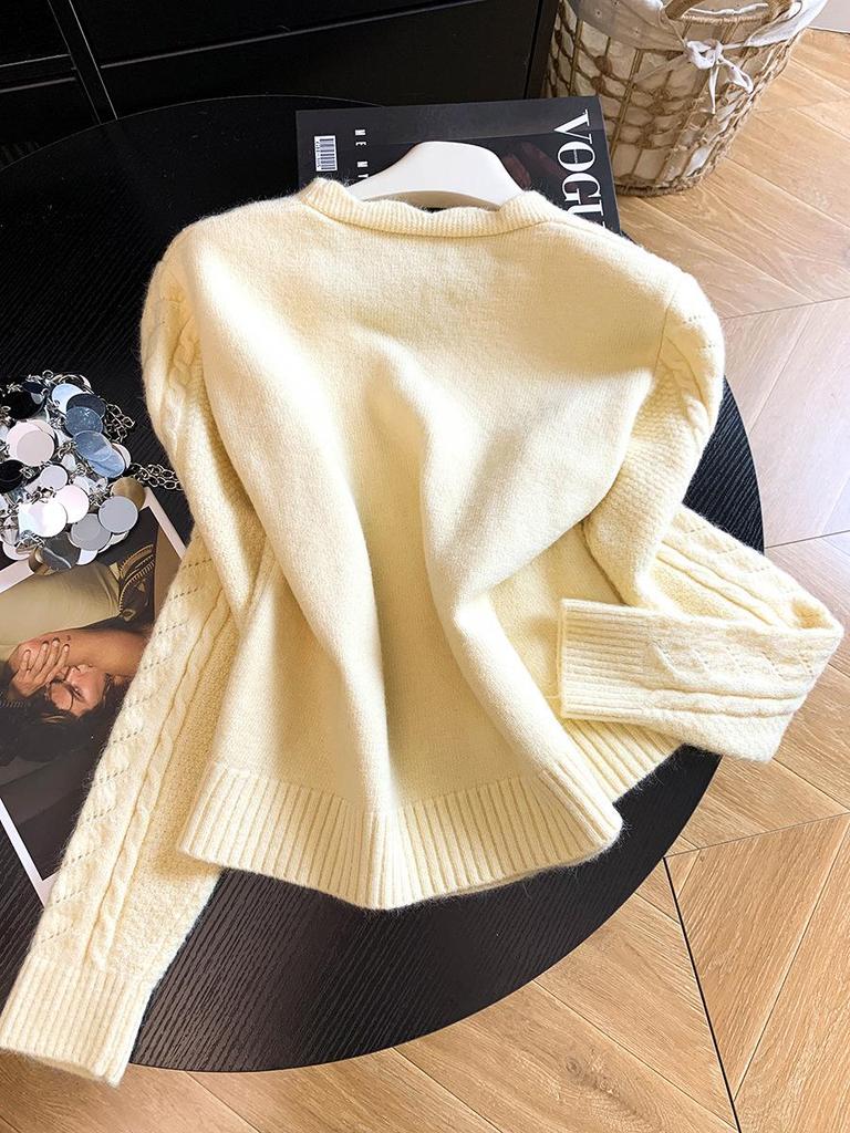 2026 Early Autumn Sequin Beaded Versatile Sweater Coat