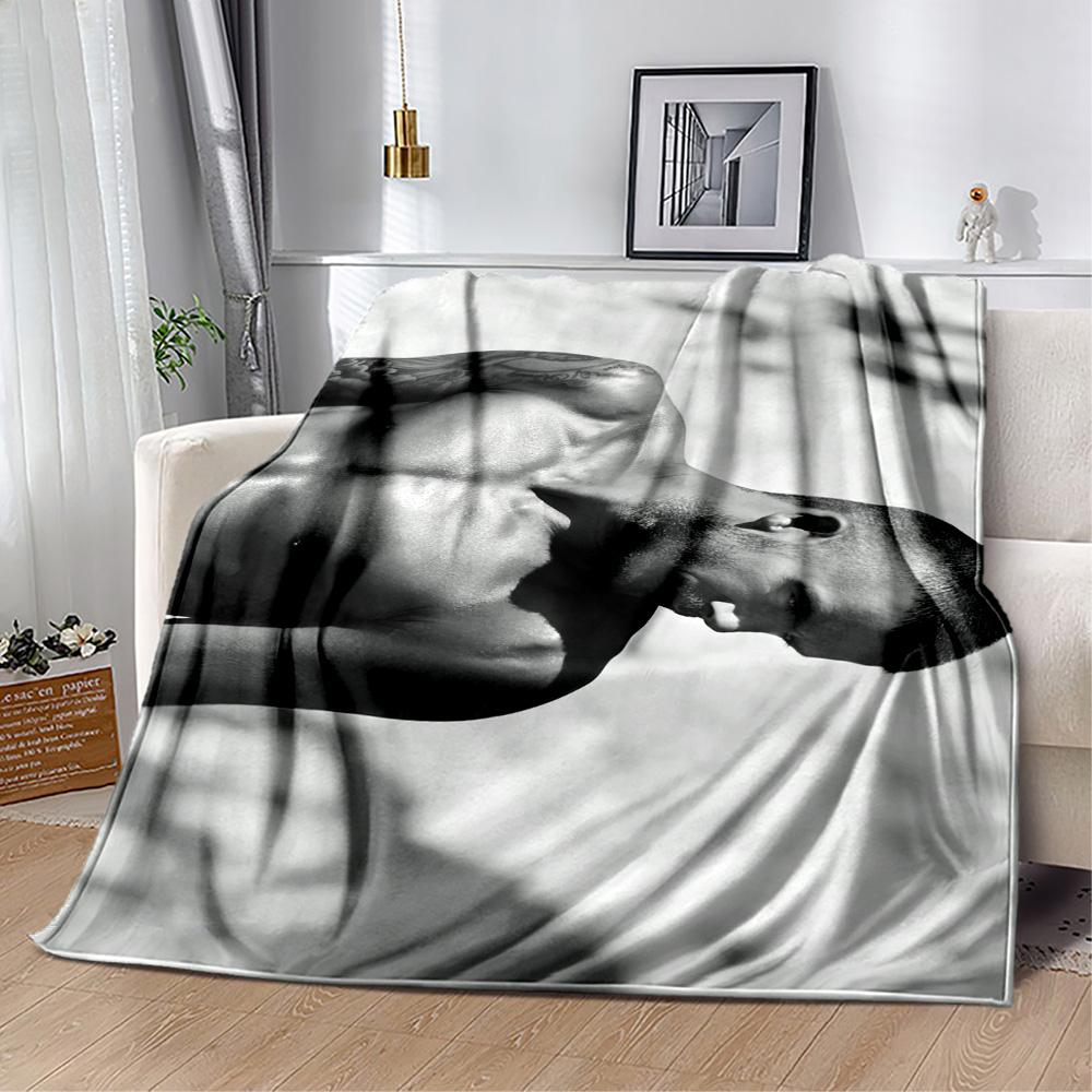 Man Black White Blanket Comfortable Suitable for Office Chair Livingroom Picnics All-Season Use Digital Print Gifts For Family Or Friends