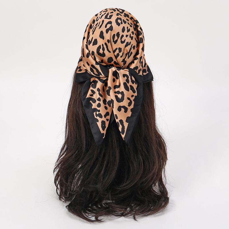 New Fashion Leopard Print Scarf for Women Lightweight 70x70cm Square Silk Scarves Elegant Animal Pattern Shawl Bandana