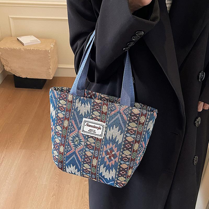 Large-capacity Ethnic-style Bag, Fashionable Tote Bag, Women's Niche Single-shoulder Handbag