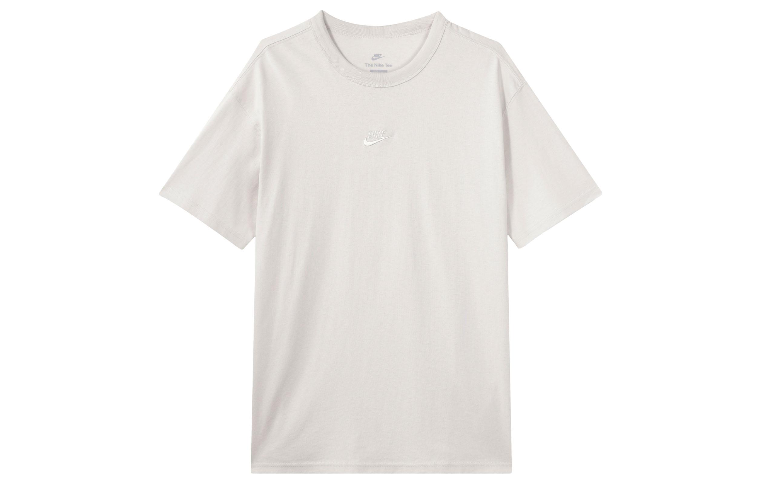 

Nike T Shirts Men s White Crew Neck Moderate Straight Fit DO7393-104 XXL