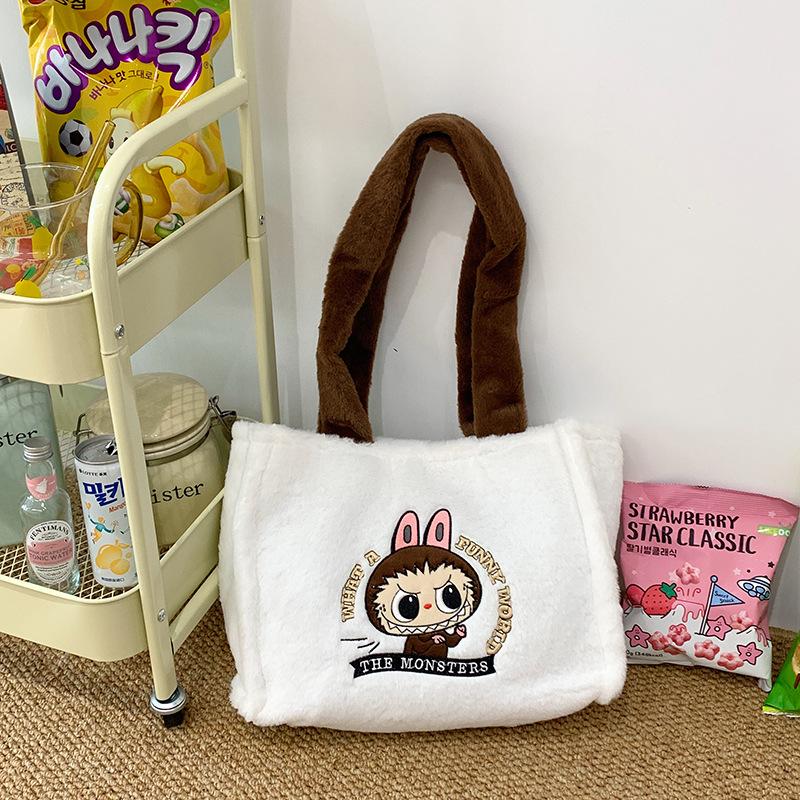 

Новая сумка через плечо Labubu для женщин, плюшевая мультяшная сумка большой вместимости, милая студенческая сумка-тоут в стиле Ins