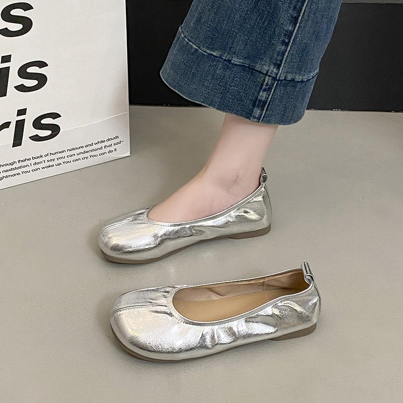 Single shoes women s shoes spring and summer new soft sole soft surface round head shallow mouth one pedal Doudou ladyshoes 35 4980₽