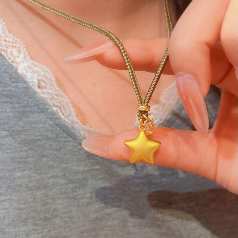 Gold Origami Star Pendant Necklace Niche Design Sense Exquisite Style High Value Versatile Necklace