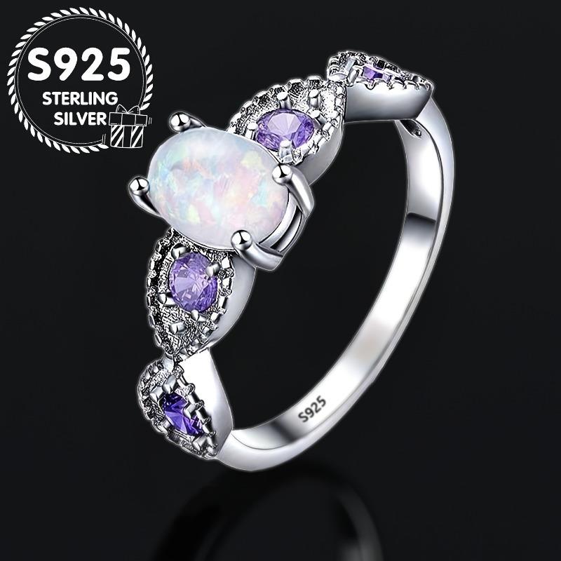 An exquisite and flawless 925 sterling silver ring is very suitable for women's jewelry