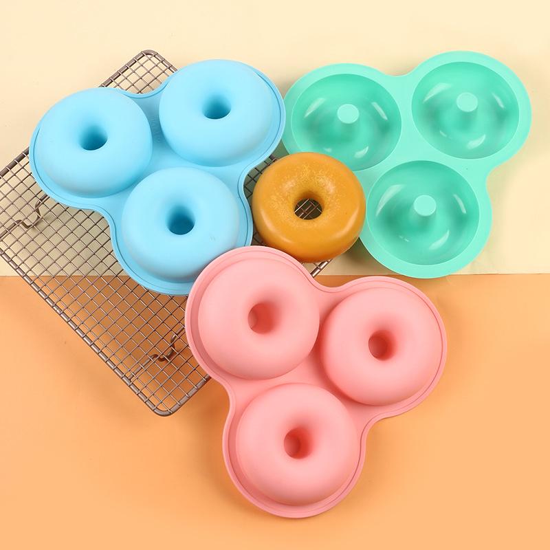 Silicone 3-Hole Round Cake Mold, 4-Inch Multifunctional Baking Pan