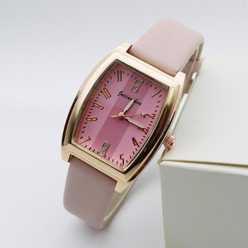 Vintage Τετράγωνο Γυναικείο Ρολόι με Διαμάντια Casual για Γυναίκες Απλό Ρολόι Χειρός με Λουράκι Αξεσουάρ Ταμπεραμέντου Δώρο για Πάρτι Κοριτσιού Reloj Mujer