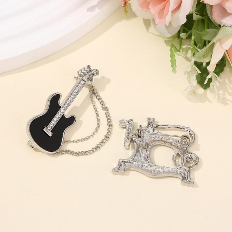 Corsage Pin Guitar Shape Unique Brooch Pin Clothing Jewelry Alloy Texture Suitable for Friendship and Celebration