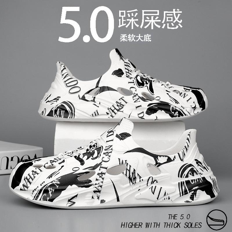 

Hole shoes men s 2025 summer new wear, stepping on shit, thick-soled sports men driving to work, coconut sandals 45 білий