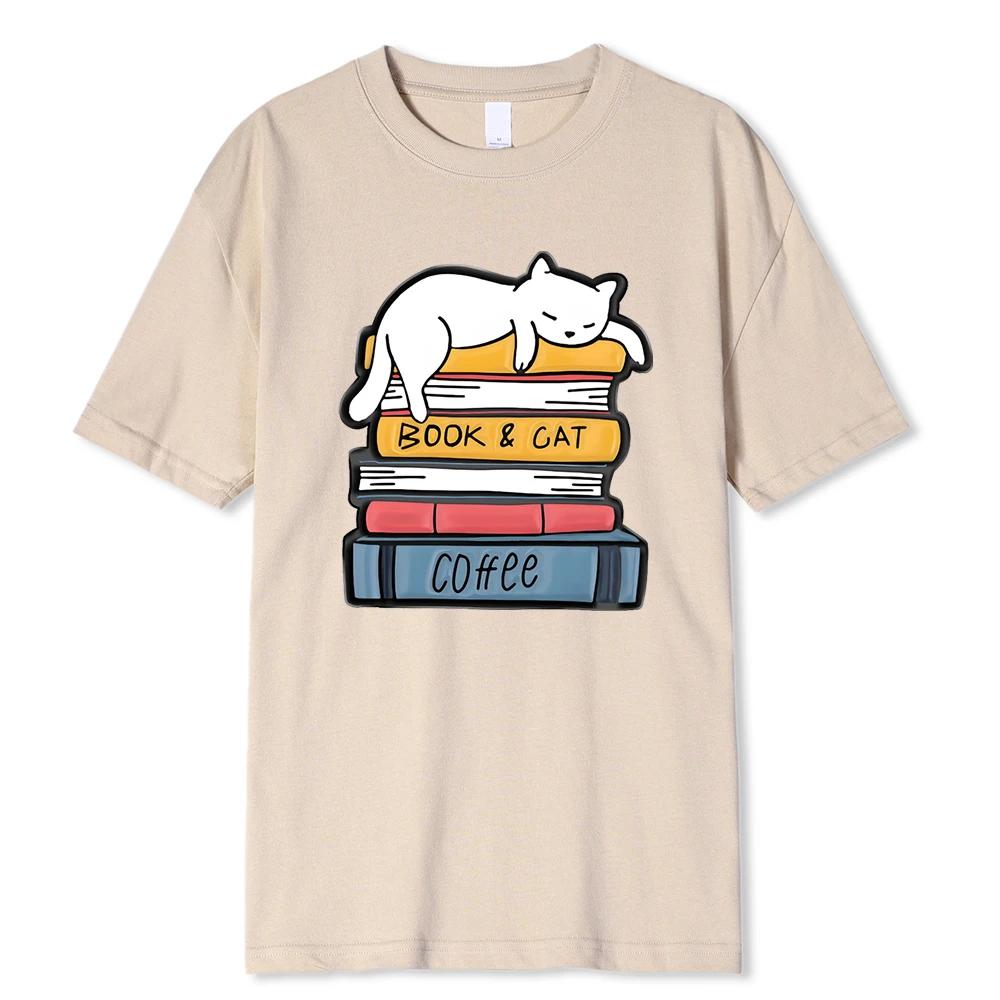White Cat Sleeping On A Pile Of Books Print Clothing Men High Quality T-Shirt Summer Cotton T-Shirts Hip Hop Street Loose Tops