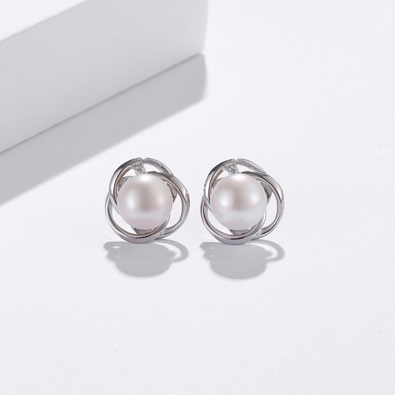 2024 Light Luxury 925 Sterling Silver Freshwater Pearl Stud Earrings for Women