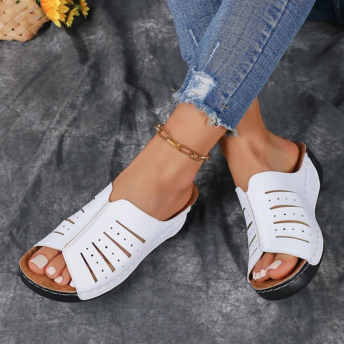 Большие сандалии женские с рыбьим носком на толстой подошве на плоской подошве летние новые женские сандалии повседневная обувь женские сандалии 36 белый 2980₽