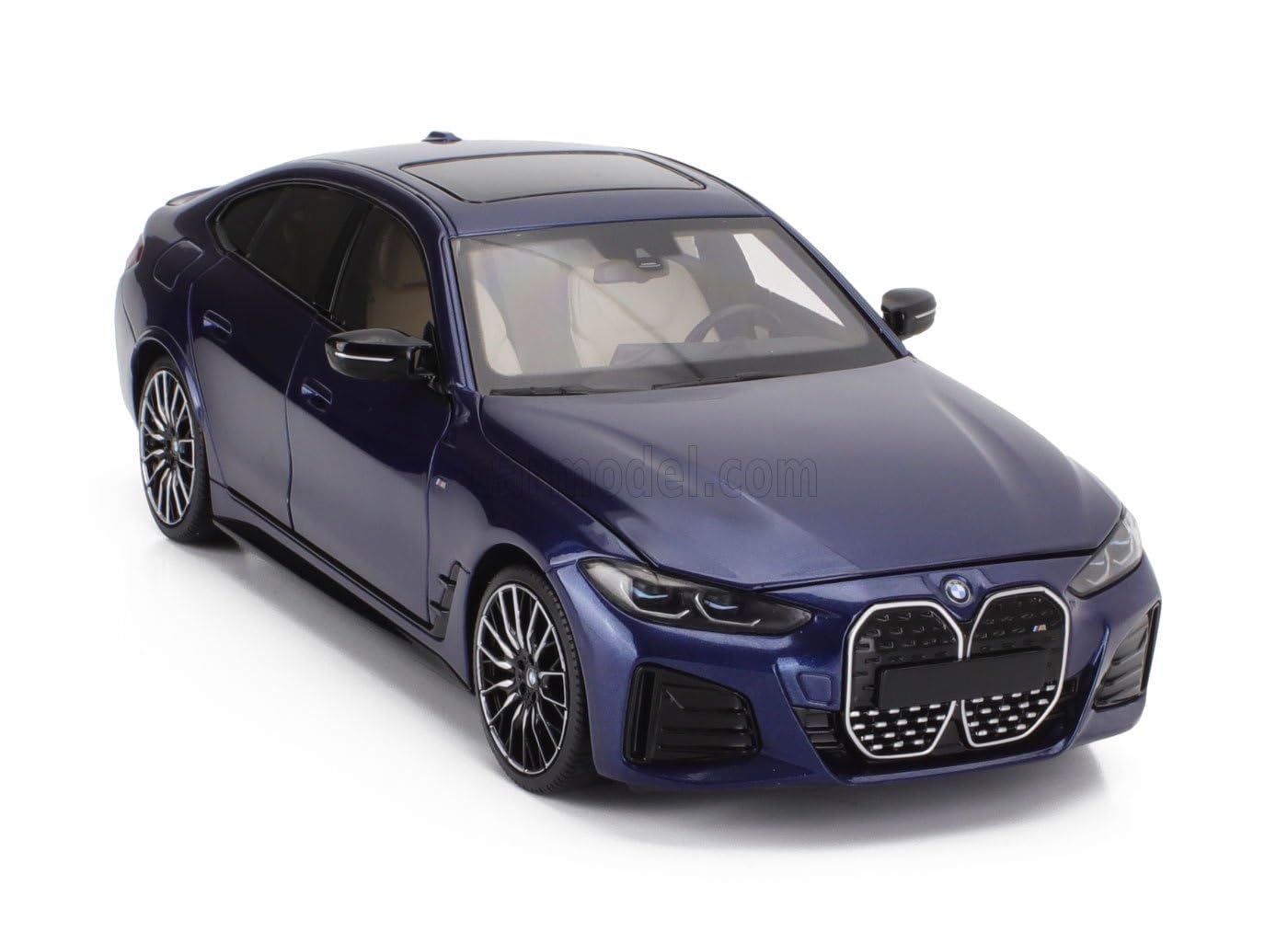 

Minichamps Scale i4 M50 2022 Blue Metallic Diecast Model Car 1/18 4-Series (G26) (Product Code 110023012) синій