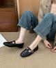 2025 jaro nové všestranné korejské verze malých kožených bot všestranné jednobotky trendy retro plochá podrážka čtvercová špička černé mokasíny dámské