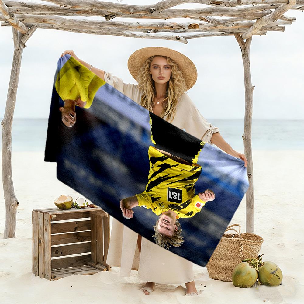 Borussia Dortmund's Star Player Beach Towel High Absorbency & Quick-Dry Comfortable Lightweight