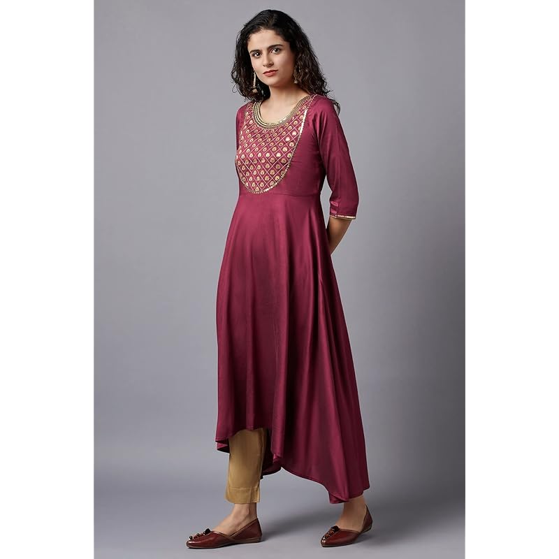 Aurelia Red Embroidered Regular Kurta with Zari M красный