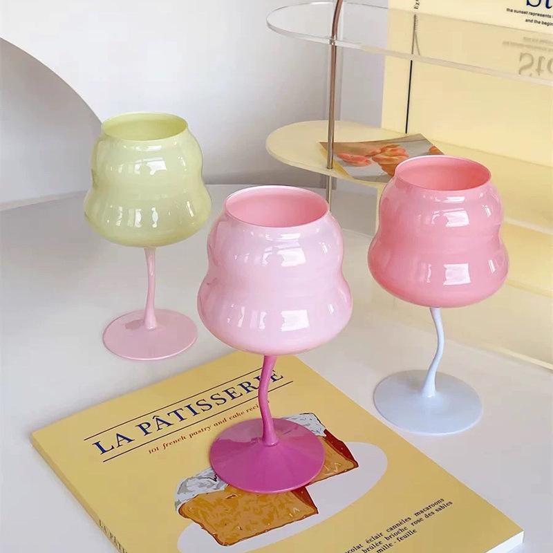 Macaron Candy Colorblock Stemmed Wine Glass – Retro Cream Dionysus Design
