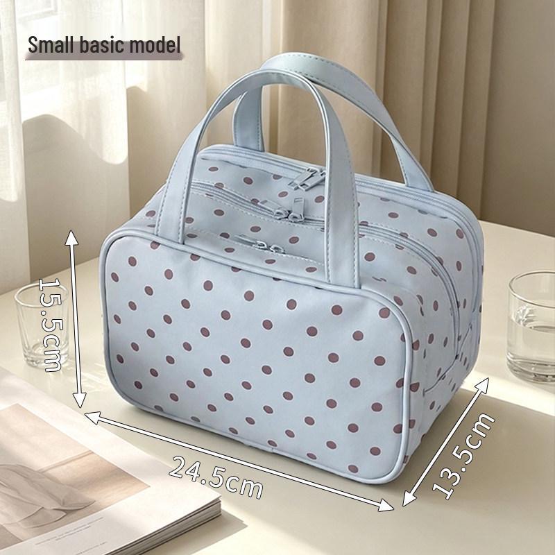 Mint Green Polka Dot Women's Makeup Bag, Large Capacity, Portable, Waterproof, with Compartments for Toiletries.