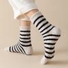 Men'S Coral Velvet Socks Are Thickened In Autumn And Winter Without Shedding Classic Striped Mid-Tube Coral Fleece Men'S Socks