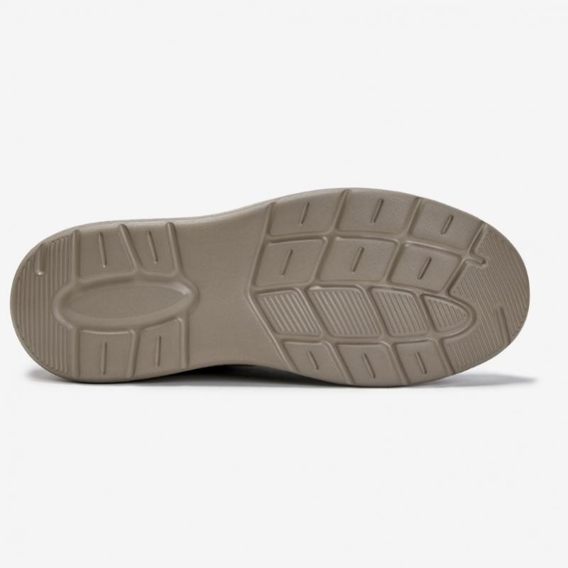 Young Age Male Casual Sneakers Brown