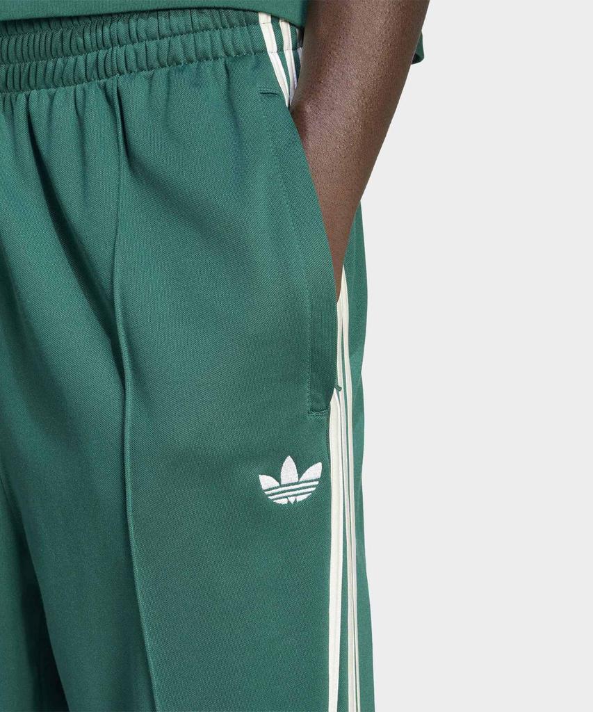 ADIDAS Baggy Track Pants - Green / Ke3497