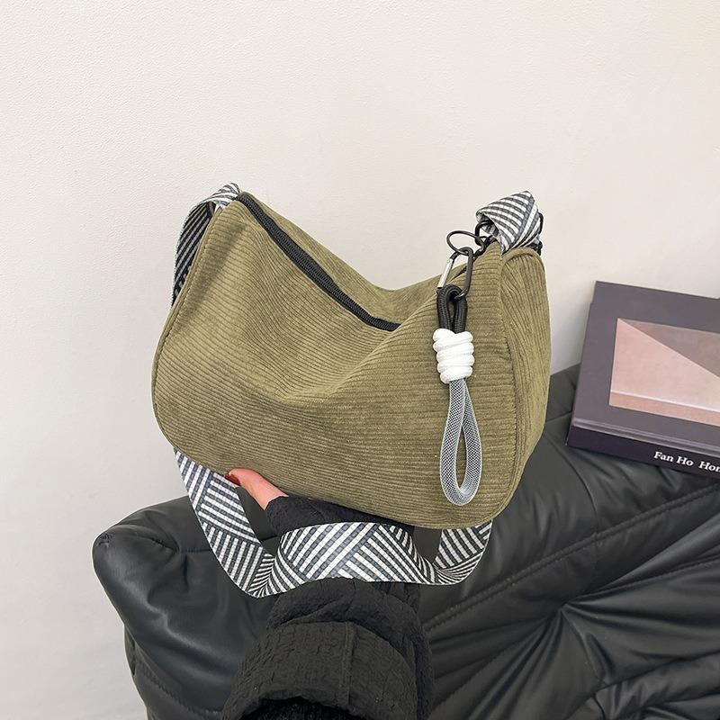 Fashion Versatile Commuter Women's Bag Large Capacity Messenger Bag Corduroy Simple Casual Shoulder Bag Commuter Bag
