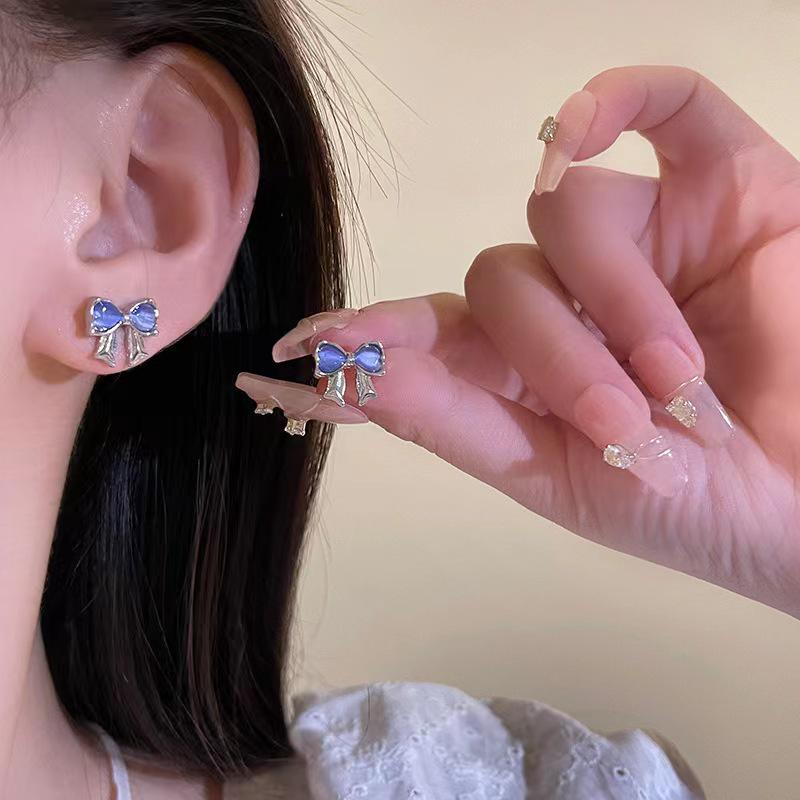

Mini Blue Cat s Eye Stone Bow Stud Earrings for Women - 2025 Trendy Fashion Accessory