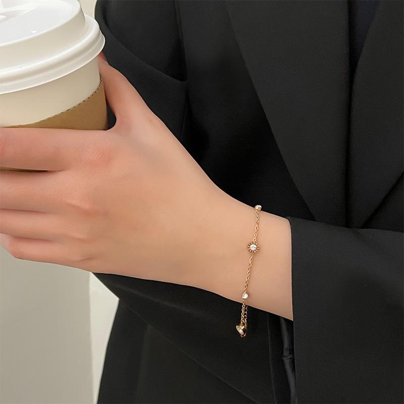 2022 Light Luxury Vintage Zircon Crystal Roman Numerals Stainless Steel Women Bracelet Korean Fashion Female Bracelet Jewelry