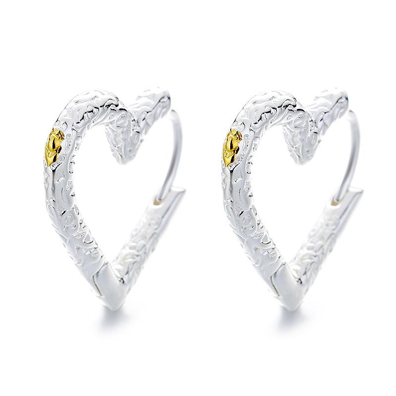 Gold and Silver Color Matching Tang Grass Pattern Love Ear Buckle New Trendy Earrings Women Ins Niche Design Advanced Sense