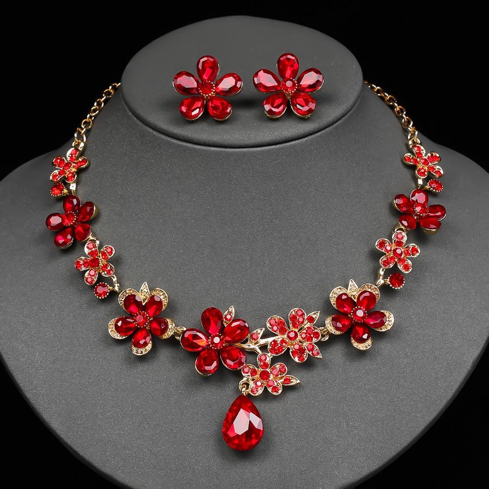 Exquisite Flower Pendant Necklace Genteel Temperament Women Jewelry Set Dating