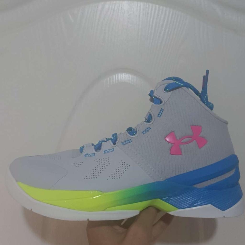 Under Armour Curry 2 Retro GS Splash Party Kinder-Sneakers Grau Halo-Grau Elektroblau 3026305-100