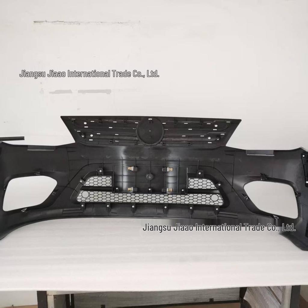 Compatible with Foton Xiangling M1 Bumper Assembly L0531020118A0