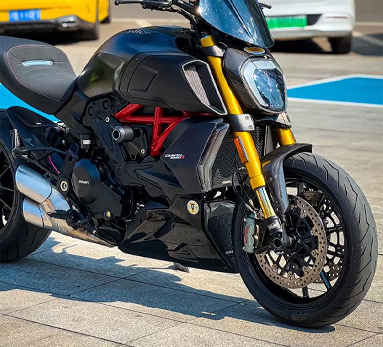 Ducati Hypermotard 950 Engine Water Tank Radiator Dust Cover