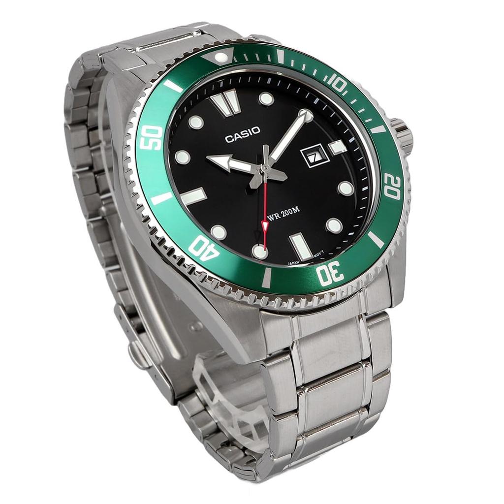 Casio Standard Analog Sports Watch, 20 ATM Water Resistant, Men's, MDV-107D-3AV, Green Bezel, Metal Band, International Model [Parallel Import]