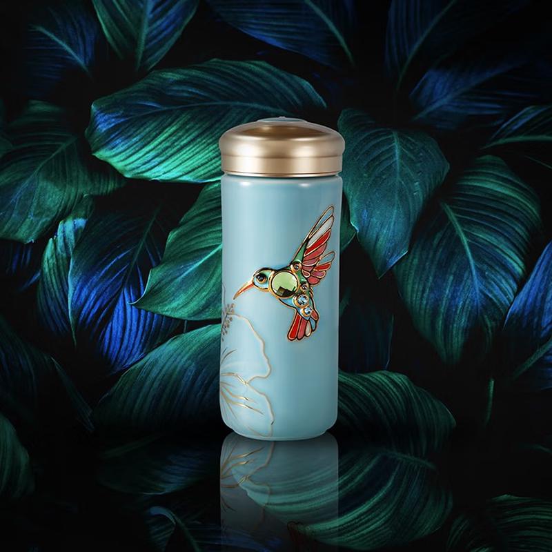 

Qian Tang Xuan Hummingbird Ceramic Portable Tea Cup