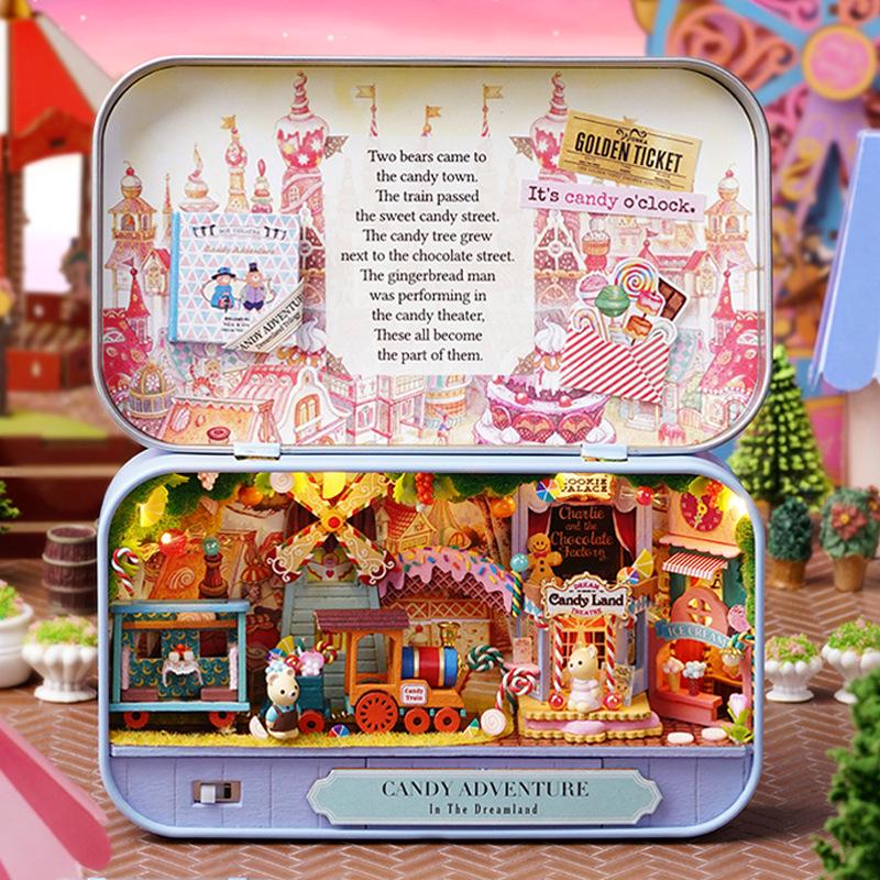 DIY Dollhouse Dream Mirror Theater – Handmade Assembly Model House, Creative Birthday Gift for Girls
